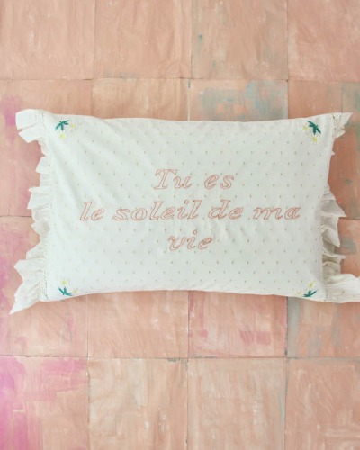 Pillow case with lace and embroidery_gold dot_S22PCGD2