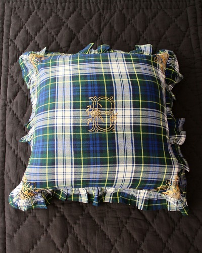 PILLOW CASE WITH FLOUNCE_Dark green check_N47-W22